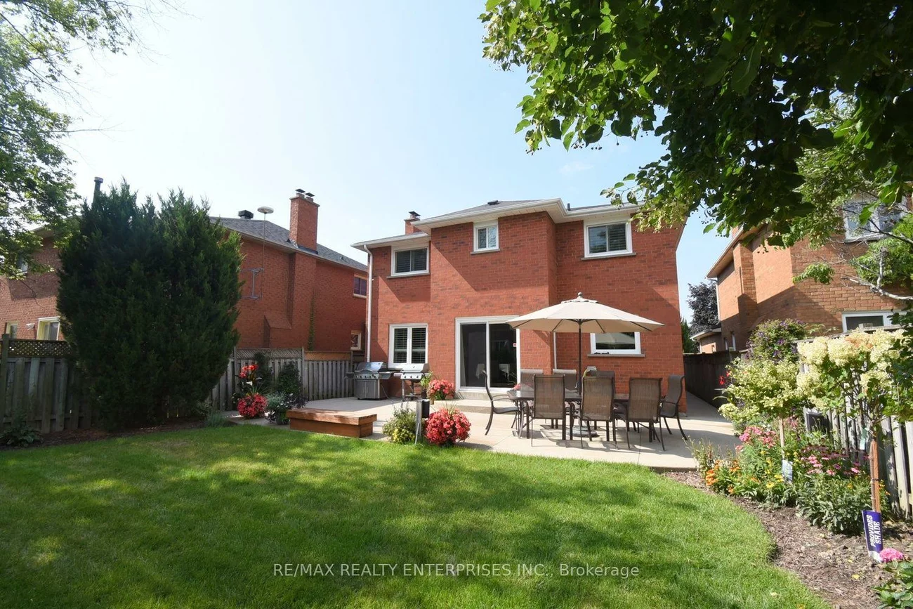 4473, Stonemill, East Credit, Mississauga