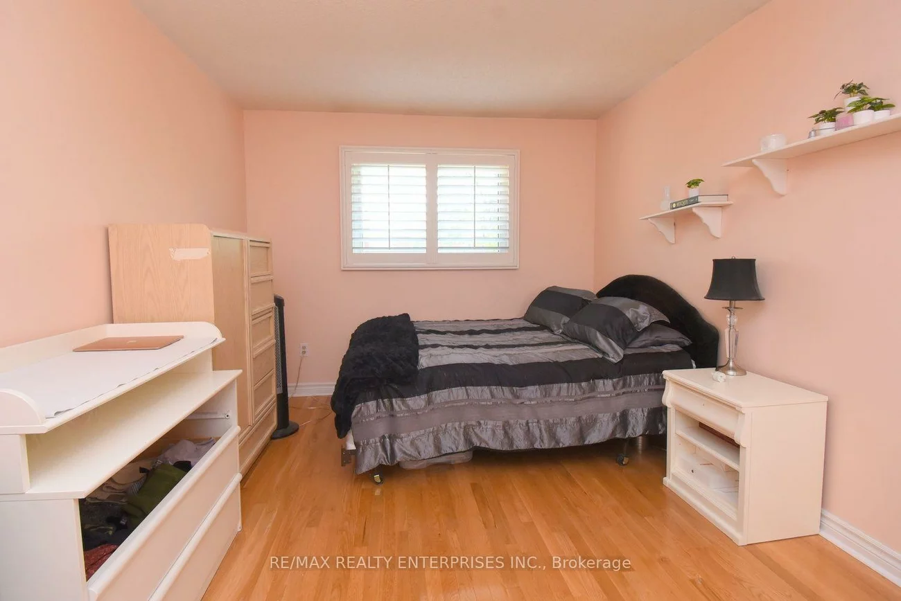 4473, Stonemill, East Credit, Mississauga