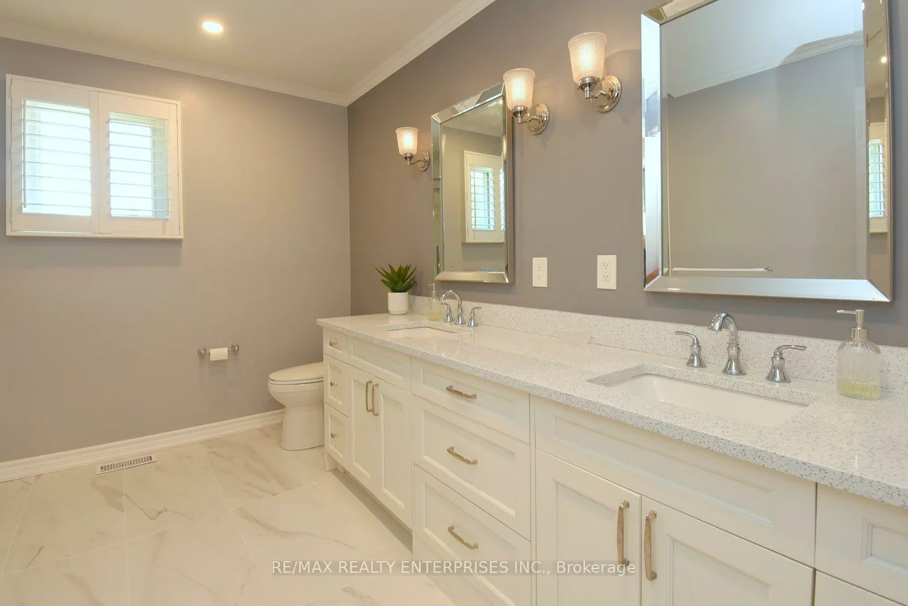 4473, Stonemill, East Credit, Mississauga