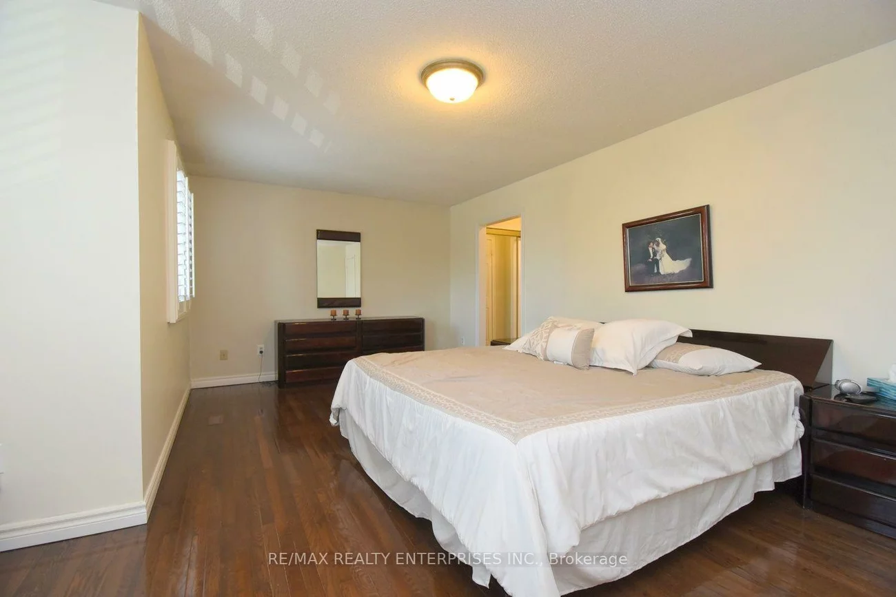 4473, Stonemill, East Credit, Mississauga