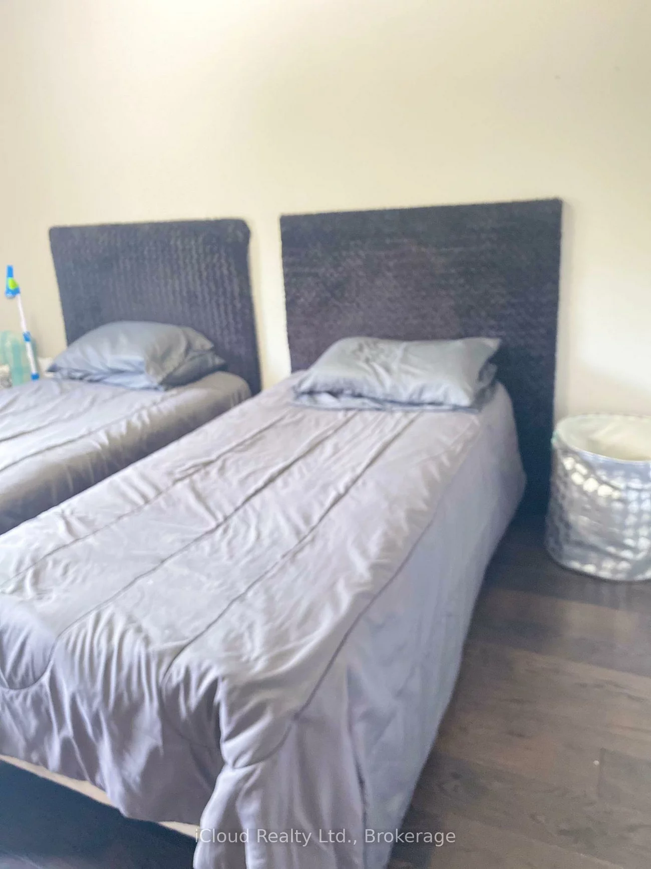 2776, Lindholm, Central Erin Mills, Mississauga