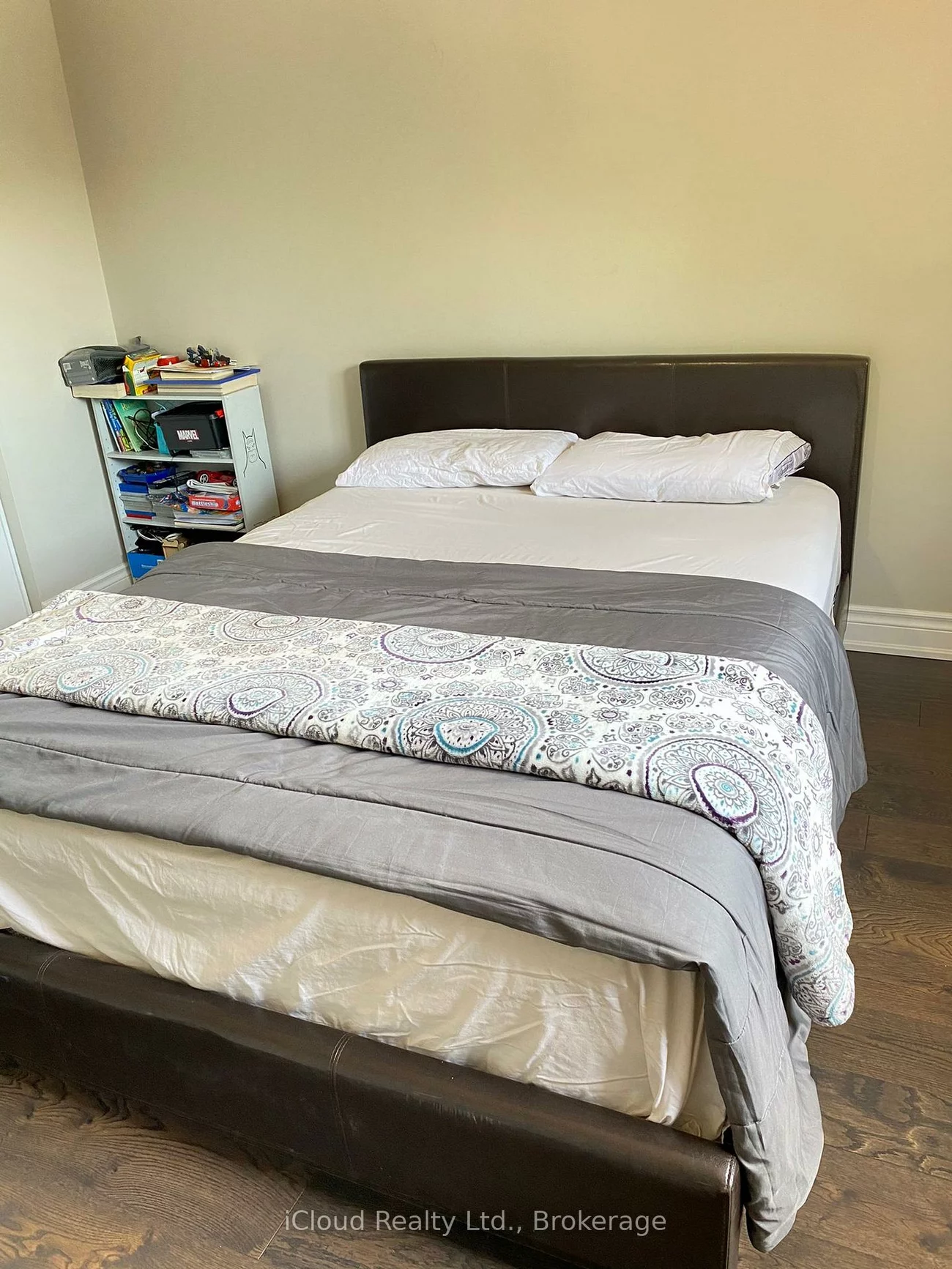 2776, Lindholm, Central Erin Mills, Mississauga