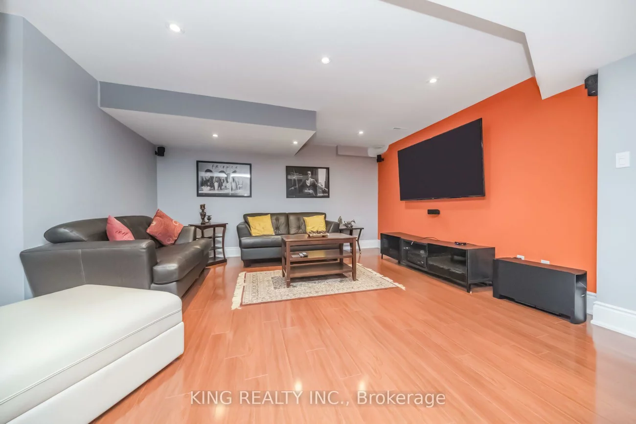 1427, Grossi, East Credit, Mississauga