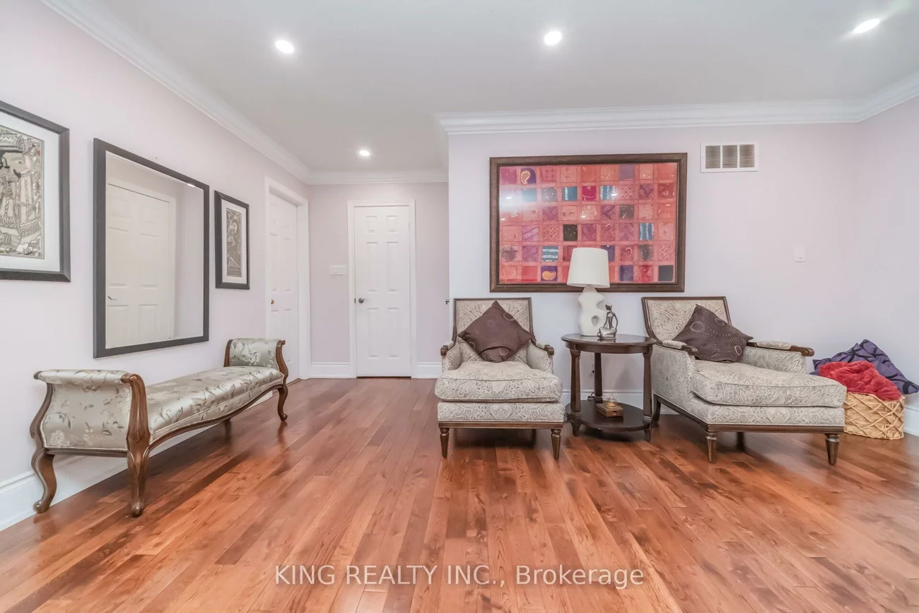 1427, Grossi, East Credit, Mississauga