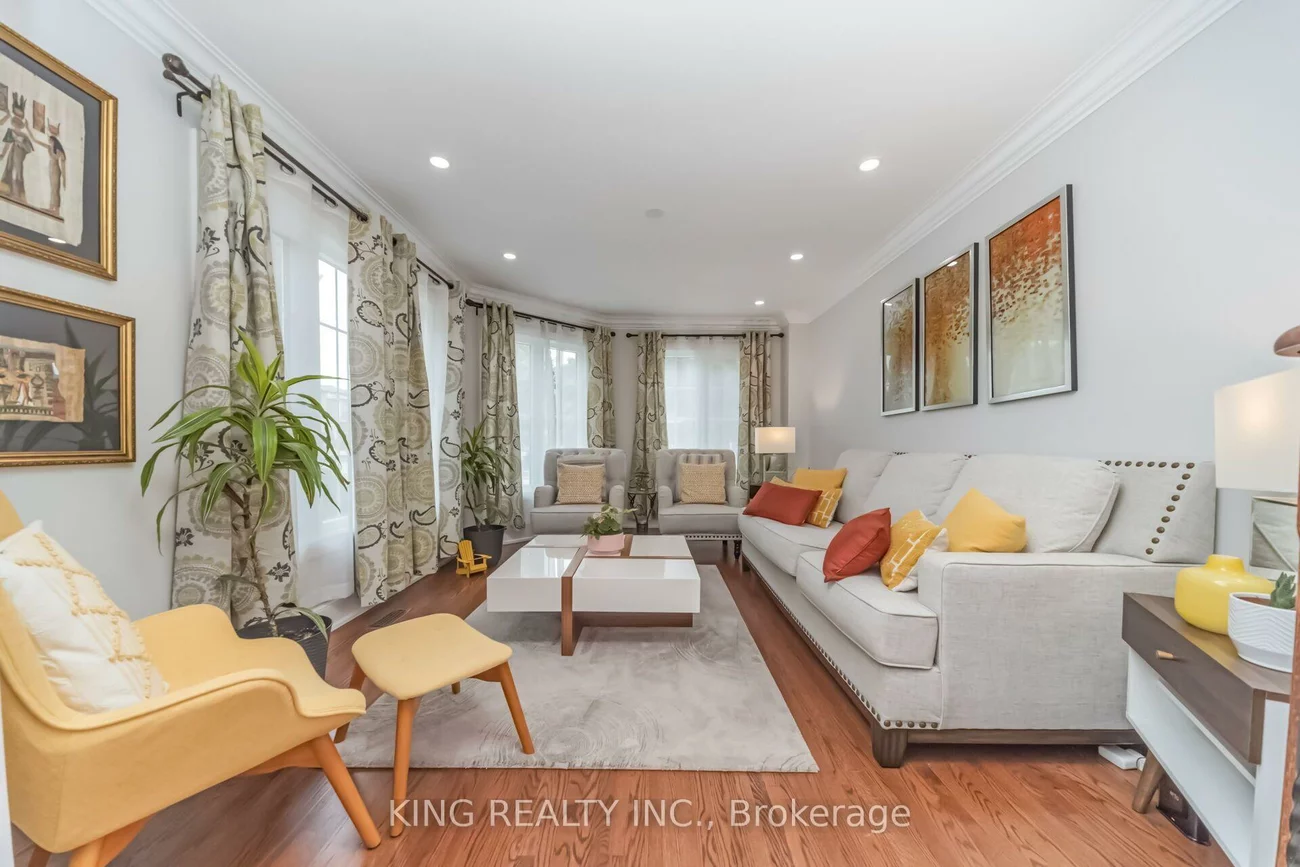 1427, Grossi, East Credit, Mississauga