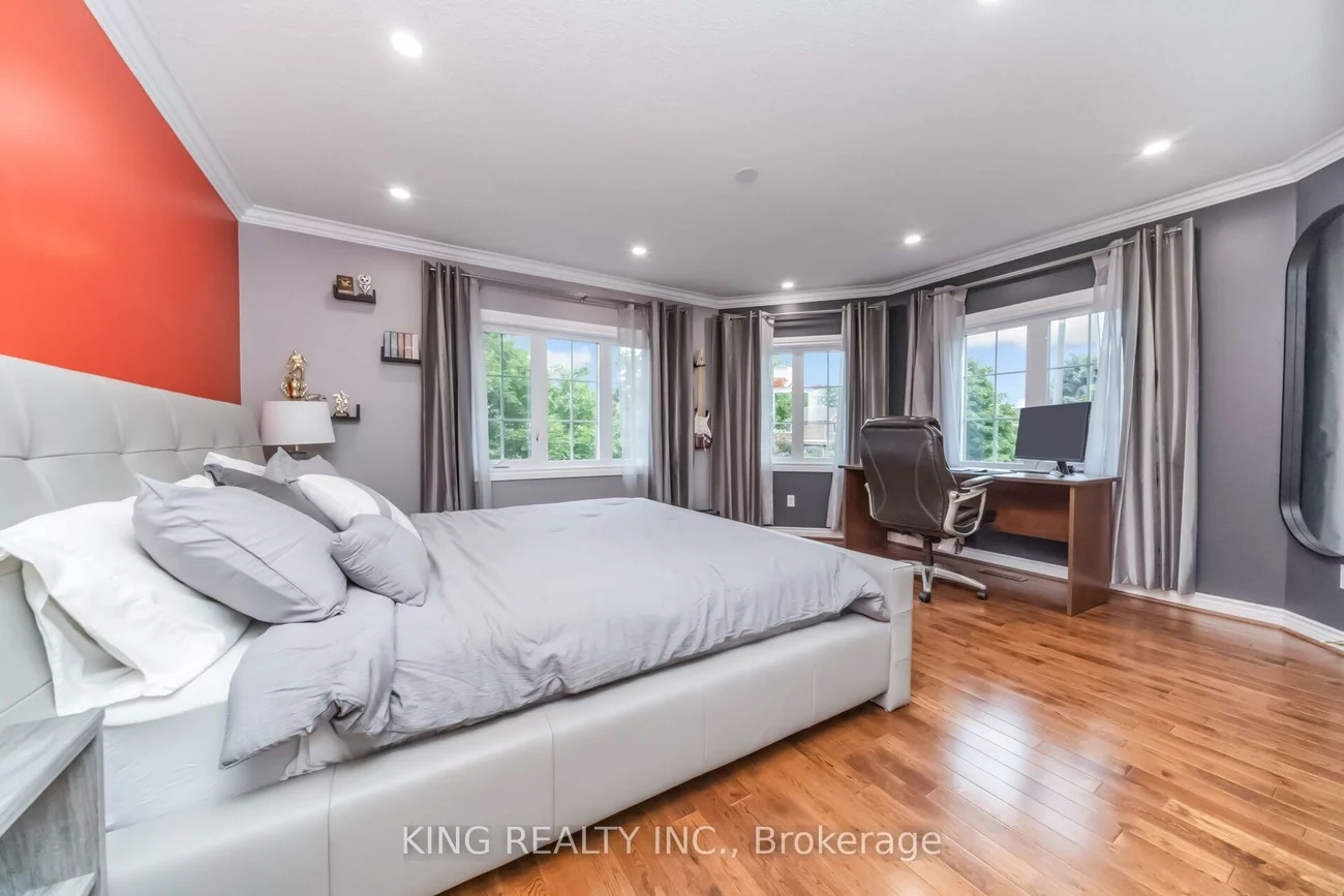 1427, Grossi, East Credit, Mississauga