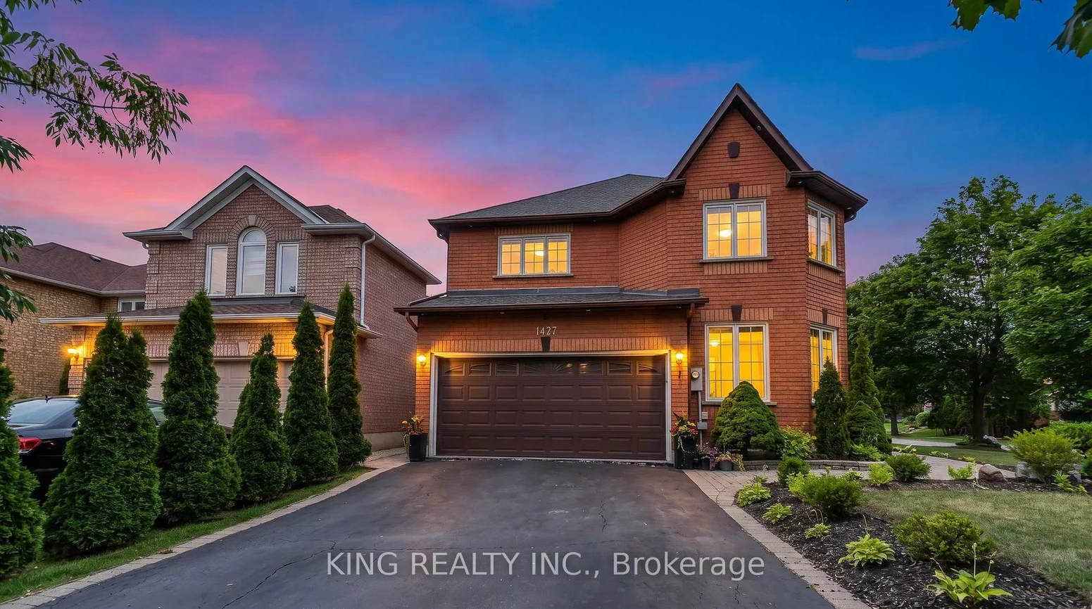 1427, Grossi, East Credit, Mississauga