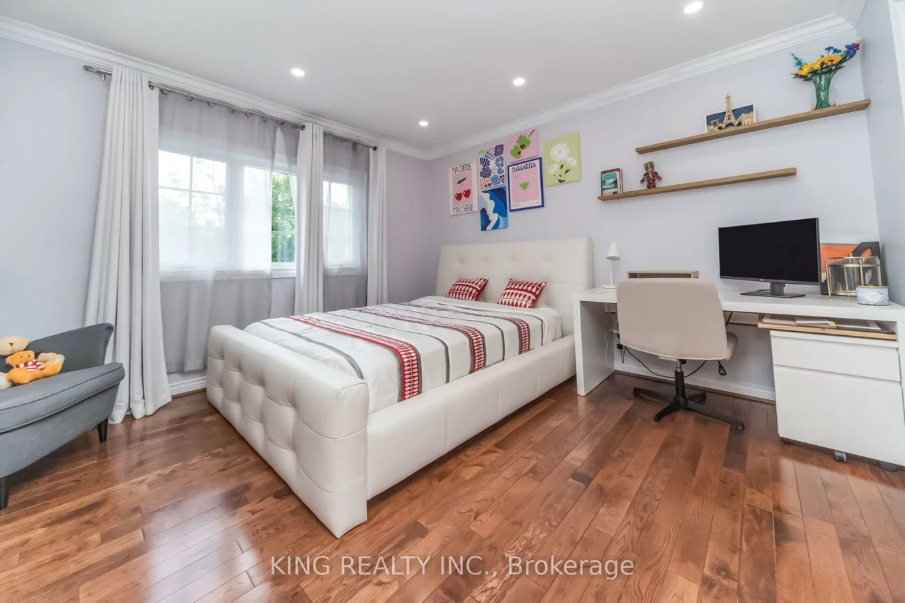 1427, Grossi, East Credit, Mississauga