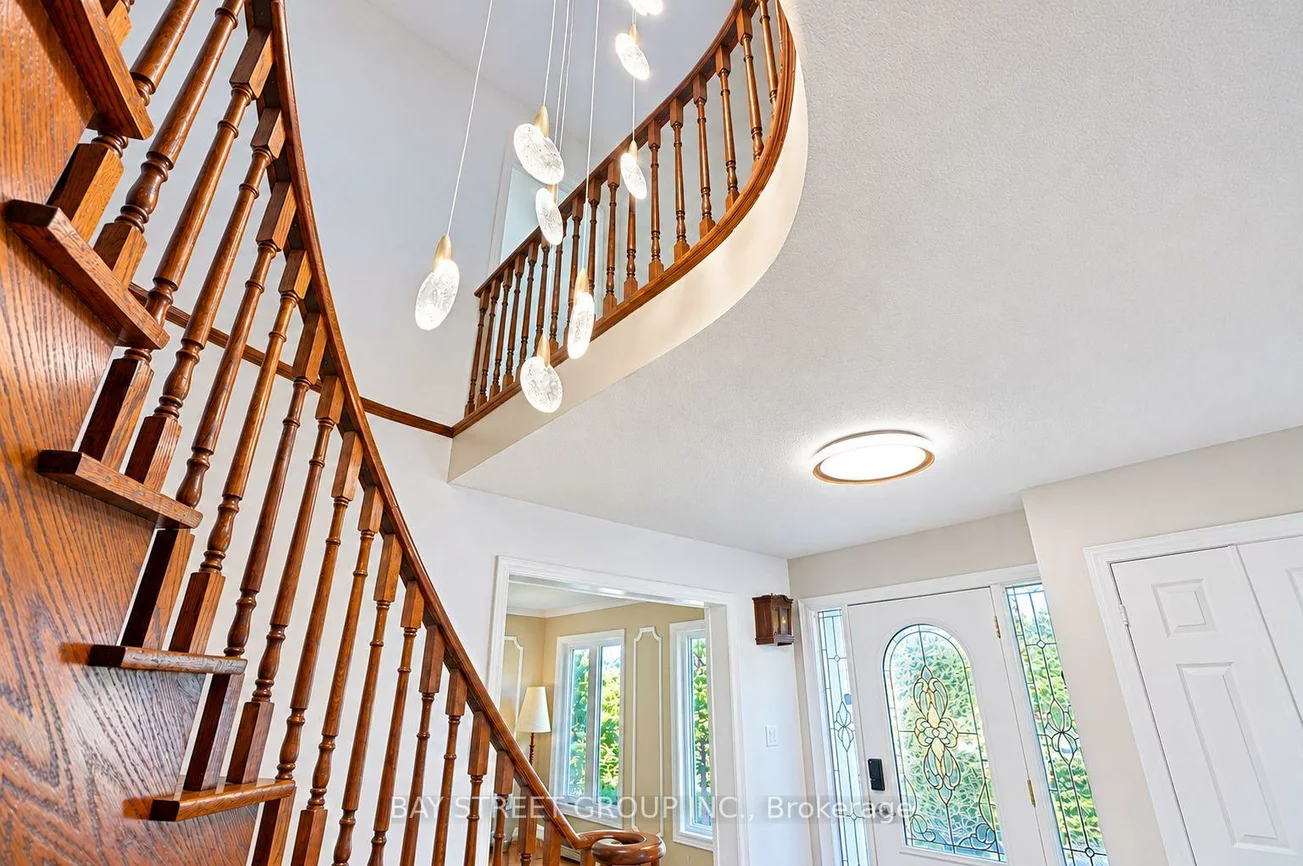 3530, Kingbird, Erin Mills, Mississauga