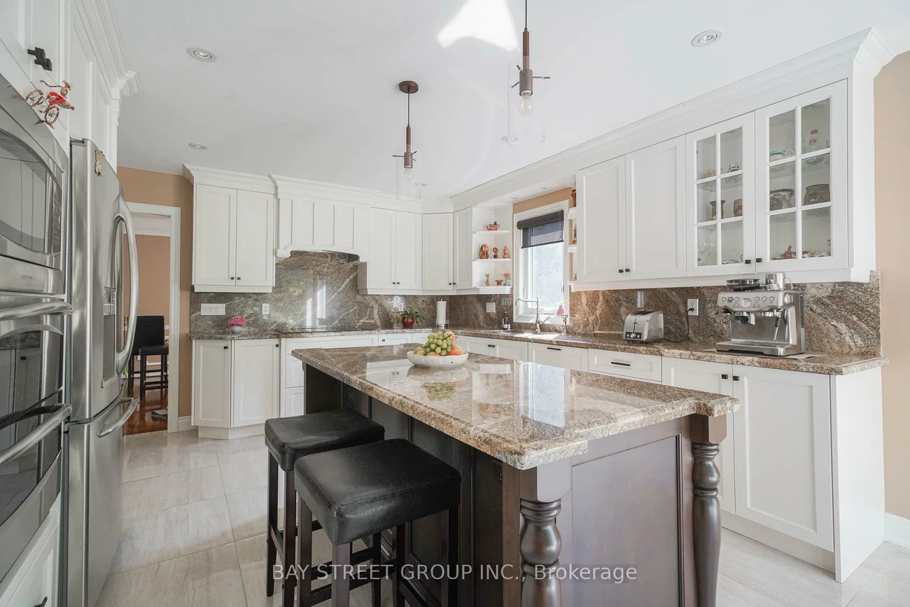 3530, Kingbird, Erin Mills, Mississauga