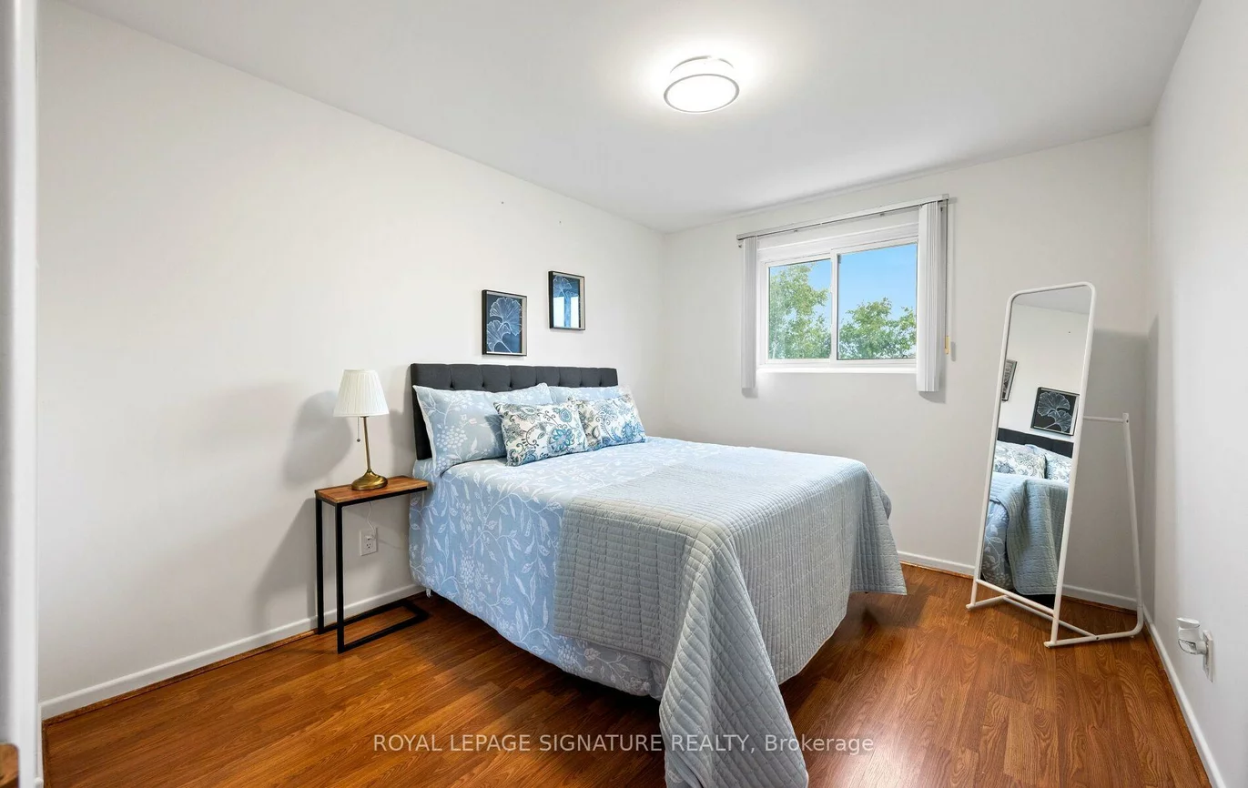 783, Dodsworth, Applewood, Mississauga