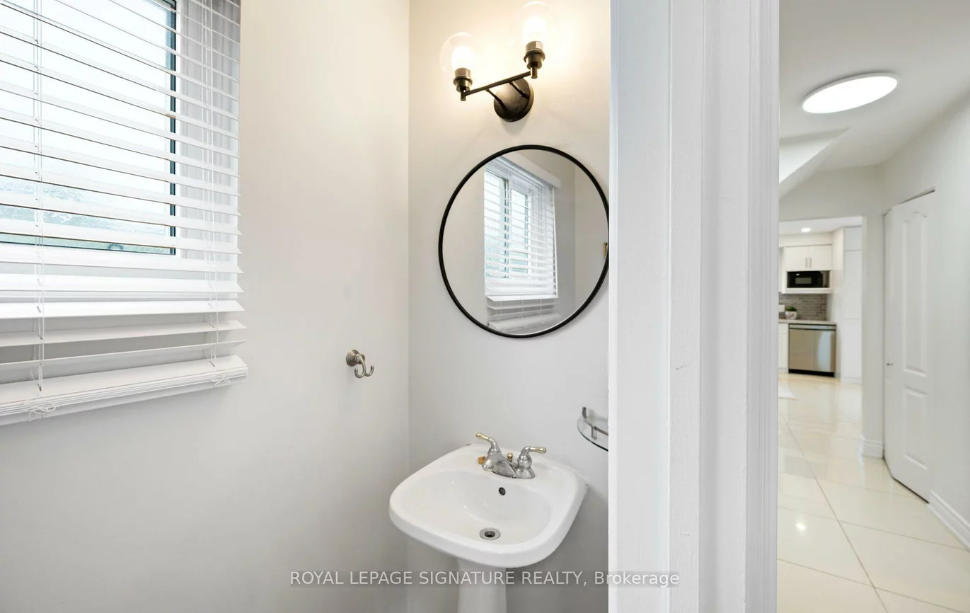 783, Dodsworth, Applewood, Mississauga
