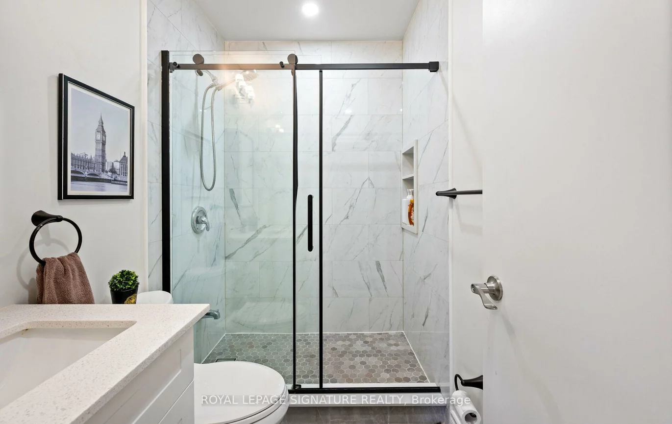 783, Dodsworth, Applewood, Mississauga