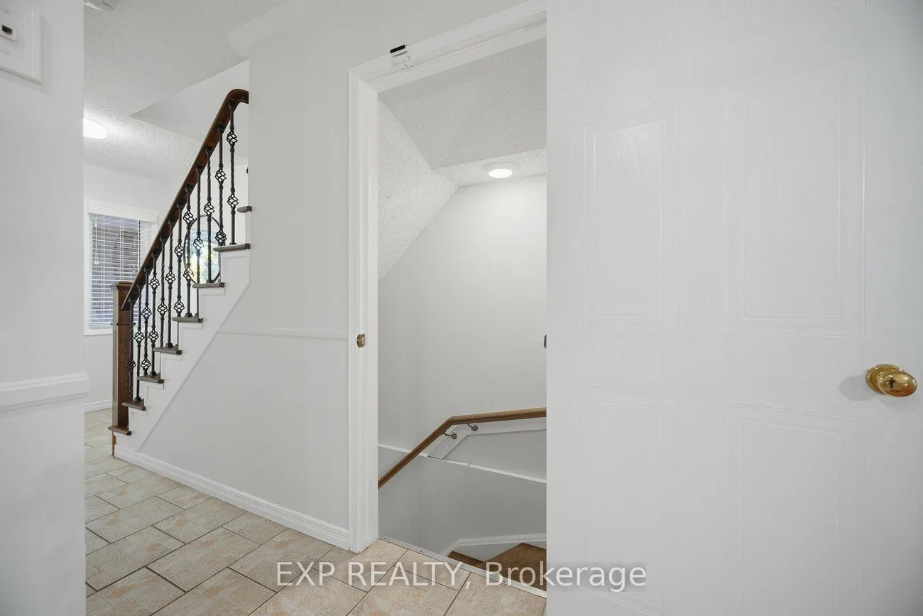 3103, Augusta, Meadowvale, Mississauga