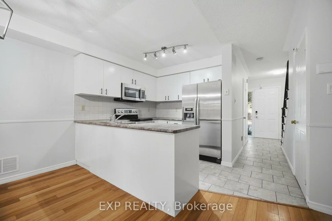3103, Augusta, Meadowvale, Mississauga