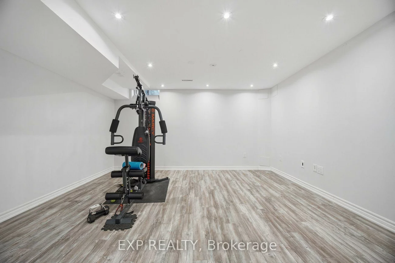 3103, Augusta, Meadowvale, Mississauga