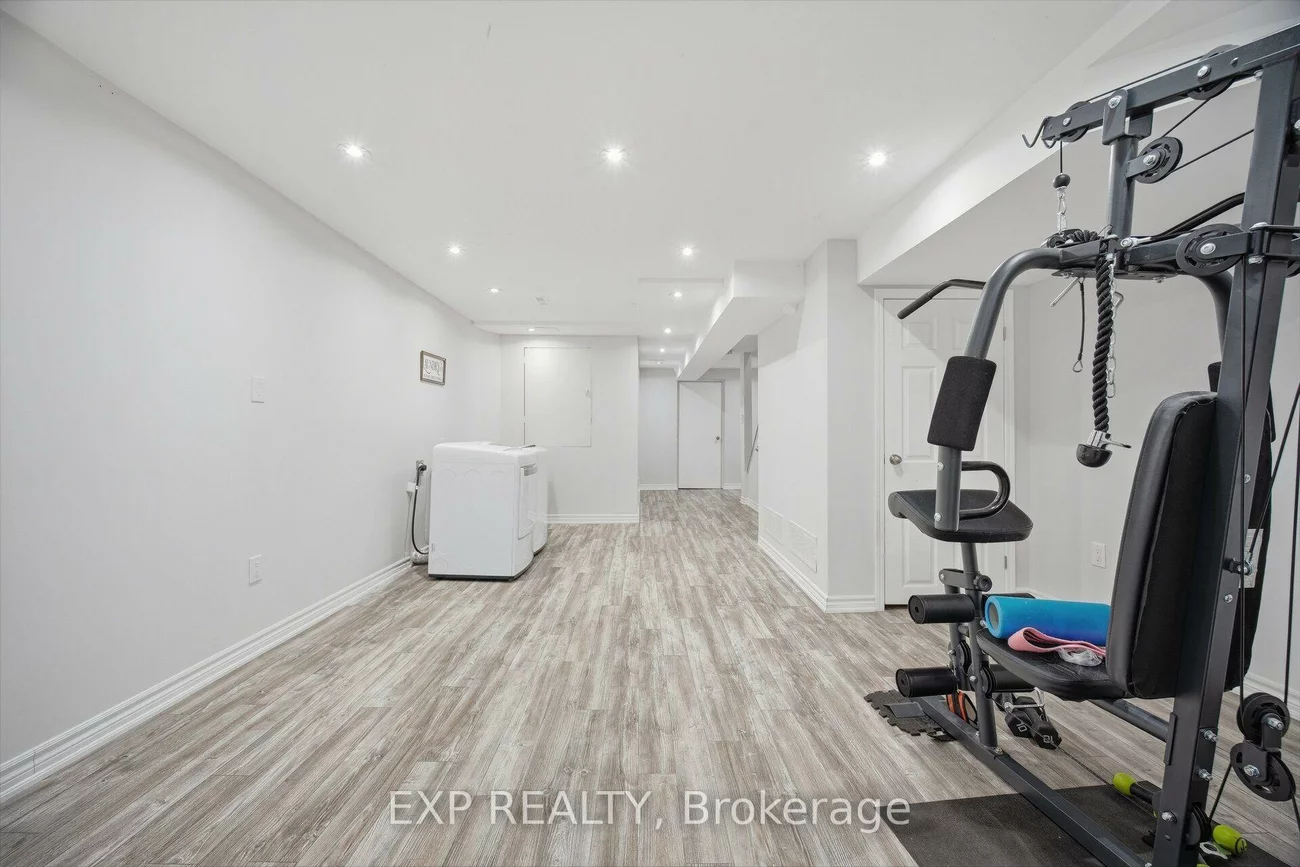 3103, Augusta, Meadowvale, Mississauga