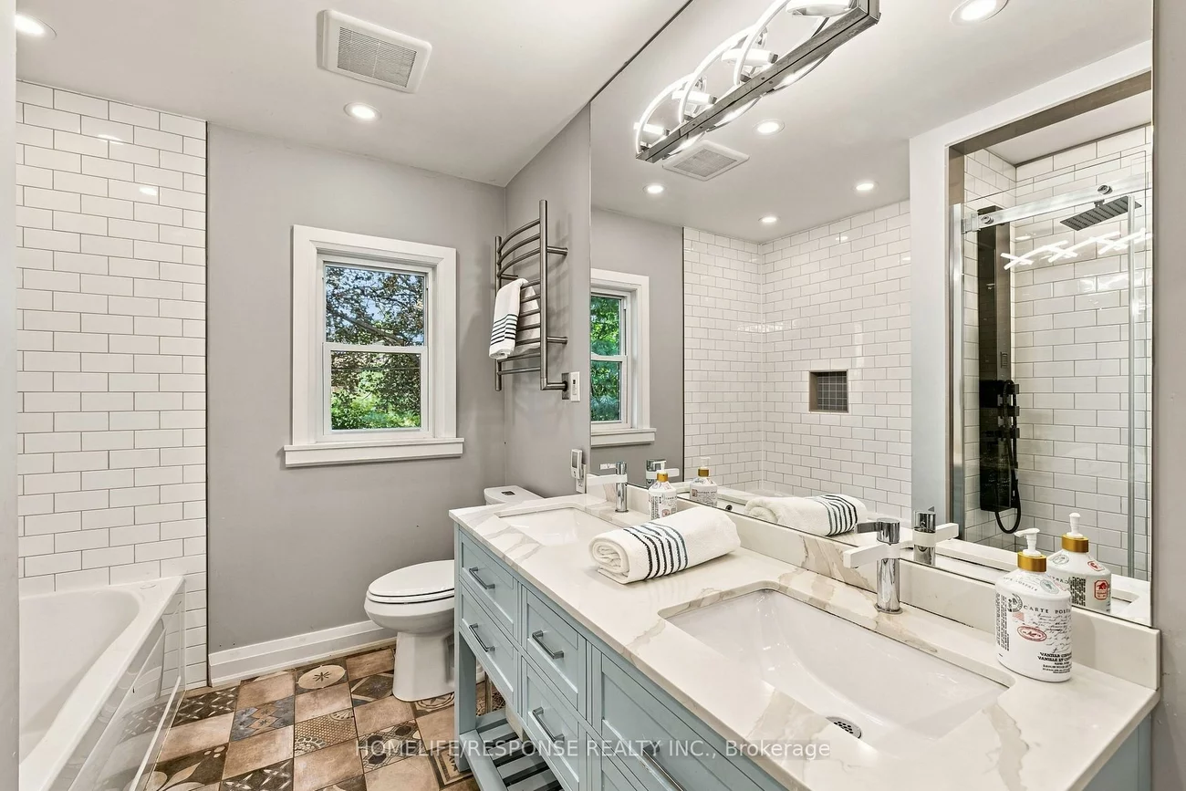 181, McGill, Cooksville, Mississauga