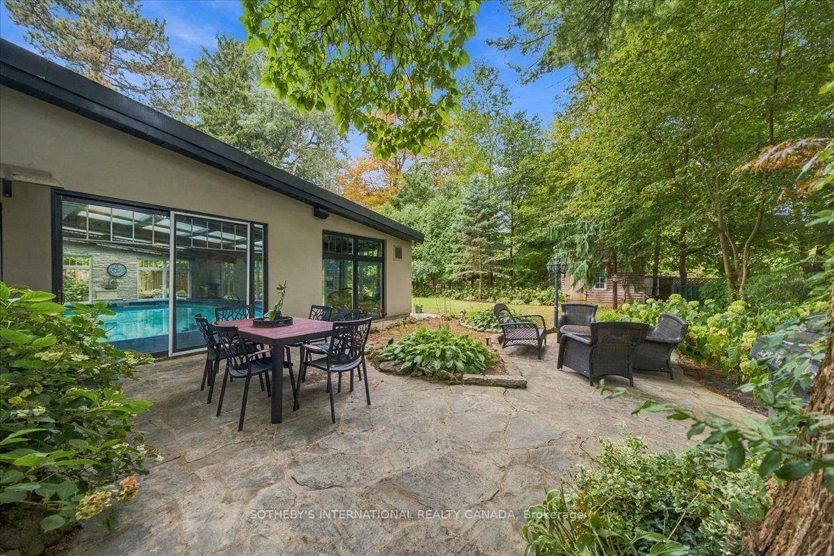520, Arrowhead, Lorne Park, Mississauga
