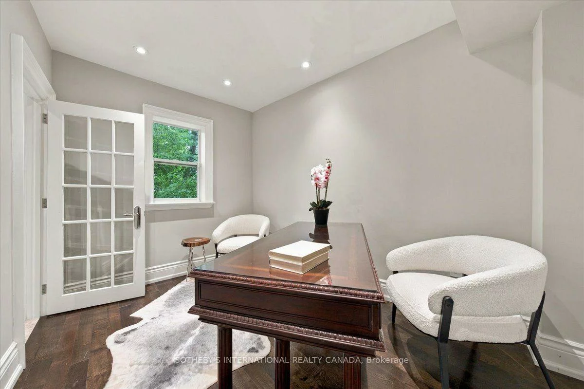 520, Arrowhead, Lorne Park, Mississauga
