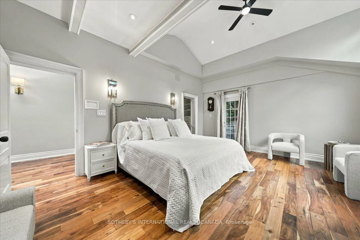 520, Arrowhead, Lorne Park, Mississauga