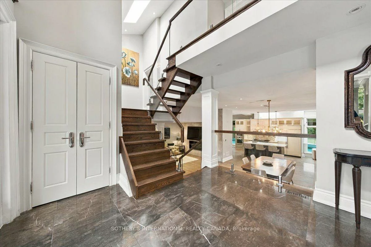 520, Arrowhead, Lorne Park, Mississauga