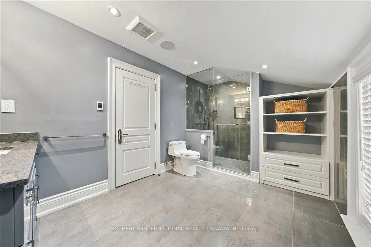 520, Arrowhead, Lorne Park, Mississauga