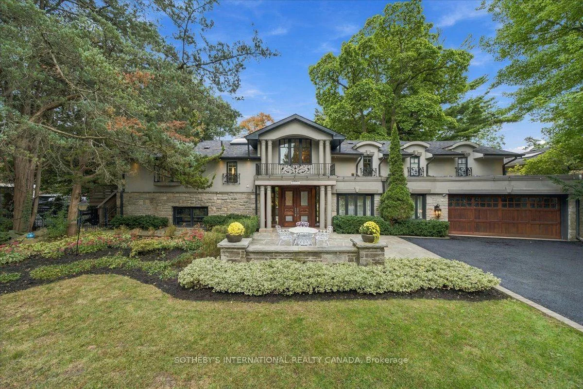 520, Arrowhead, Lorne Park, Mississauga