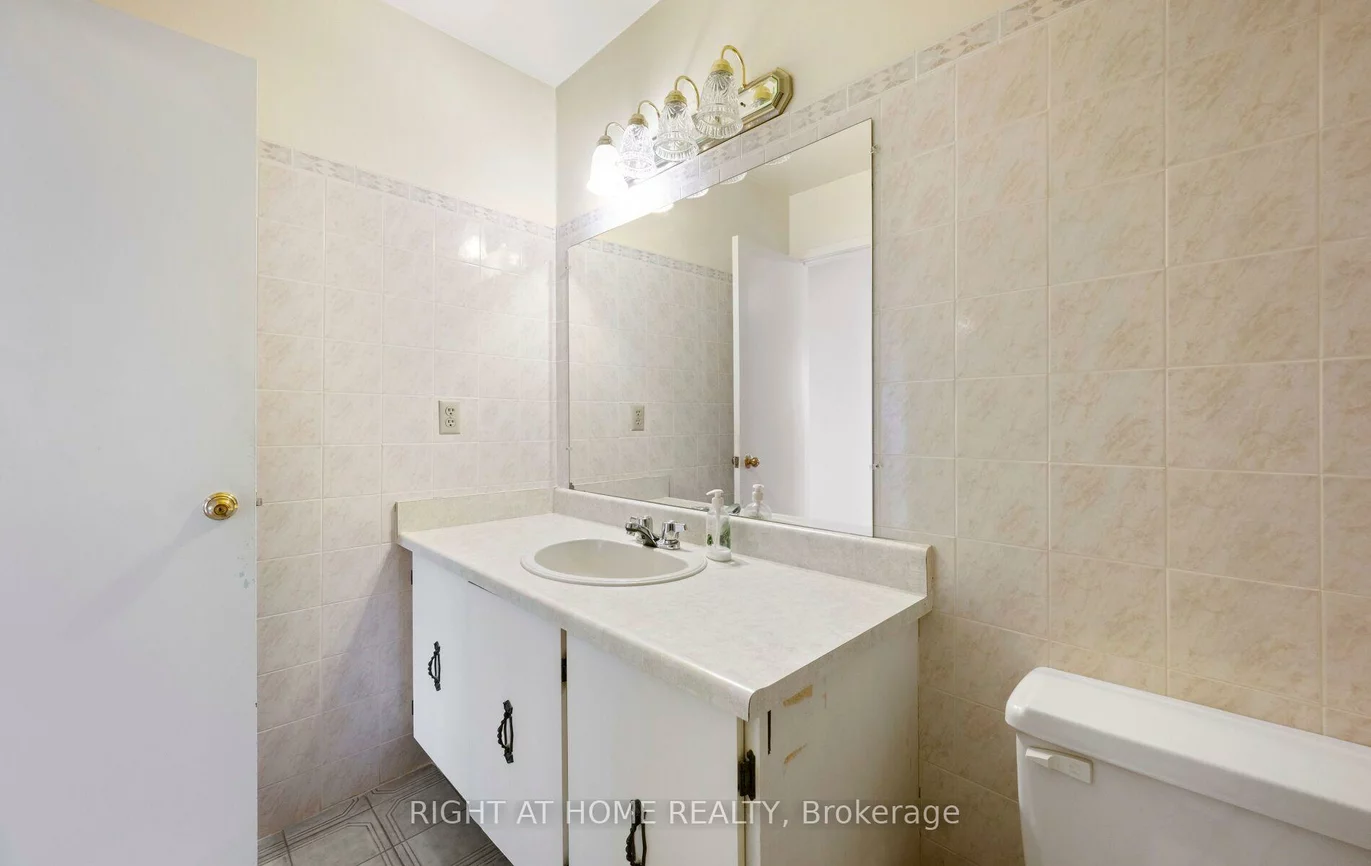 875, Messenger Meadow, Creditview, Mississauga