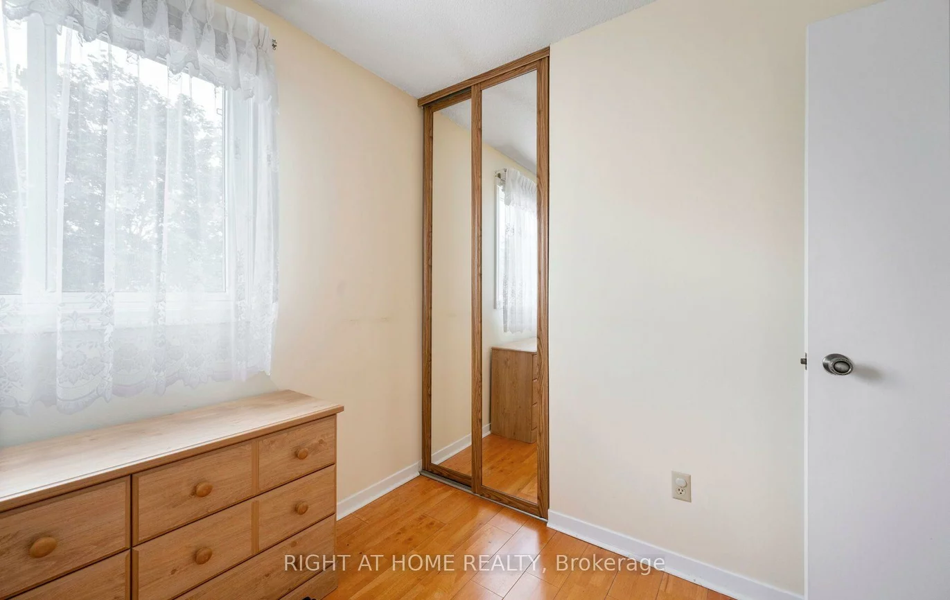 875, Messenger Meadow, Creditview, Mississauga