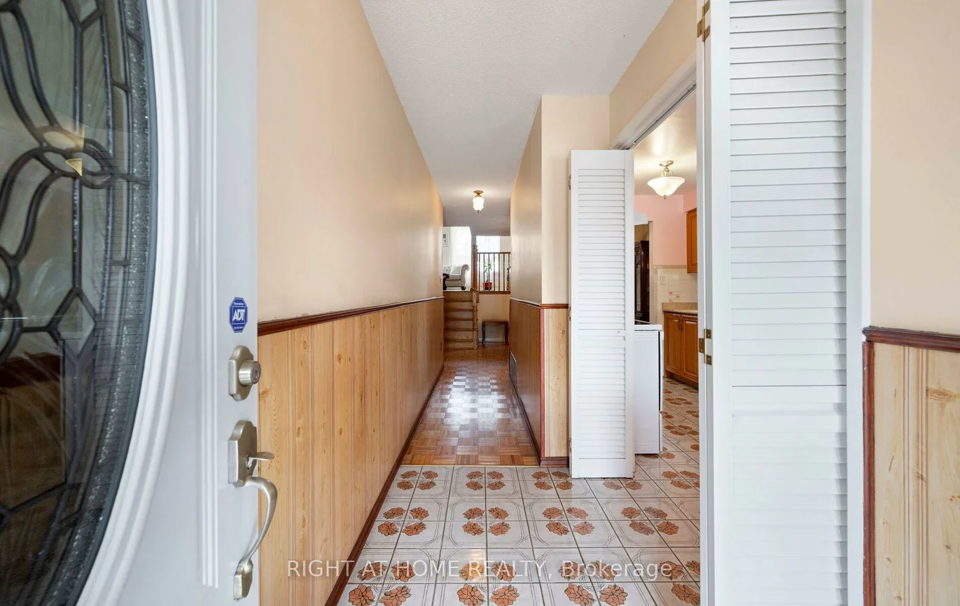 875, Messenger Meadow, Creditview, Mississauga