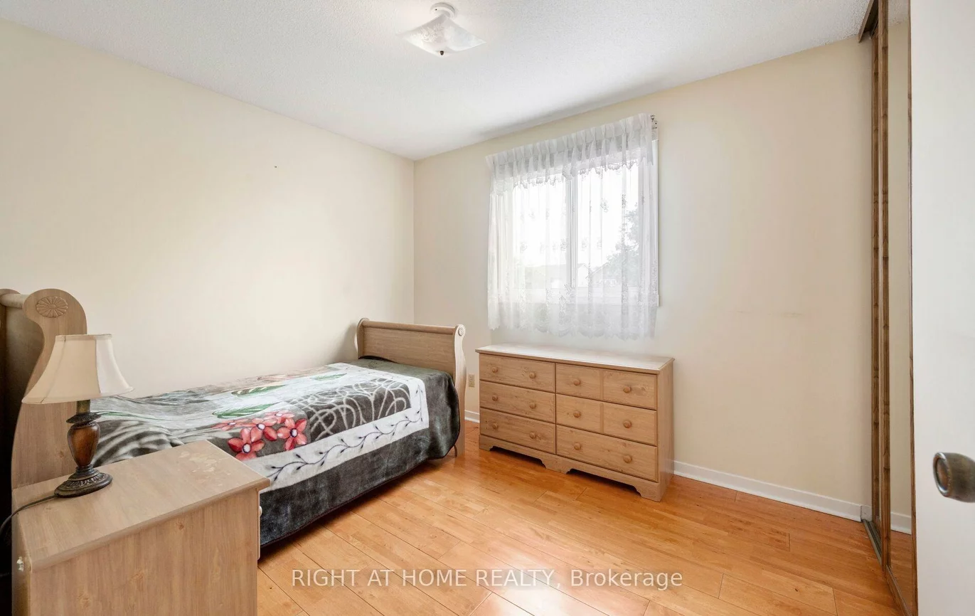 875, Messenger Meadow, Creditview, Mississauga