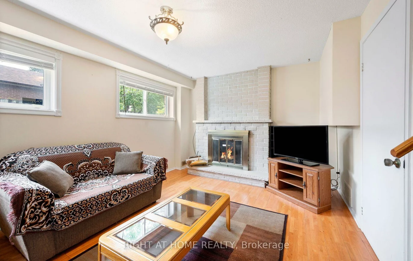 875, Messenger Meadow, Creditview, Mississauga