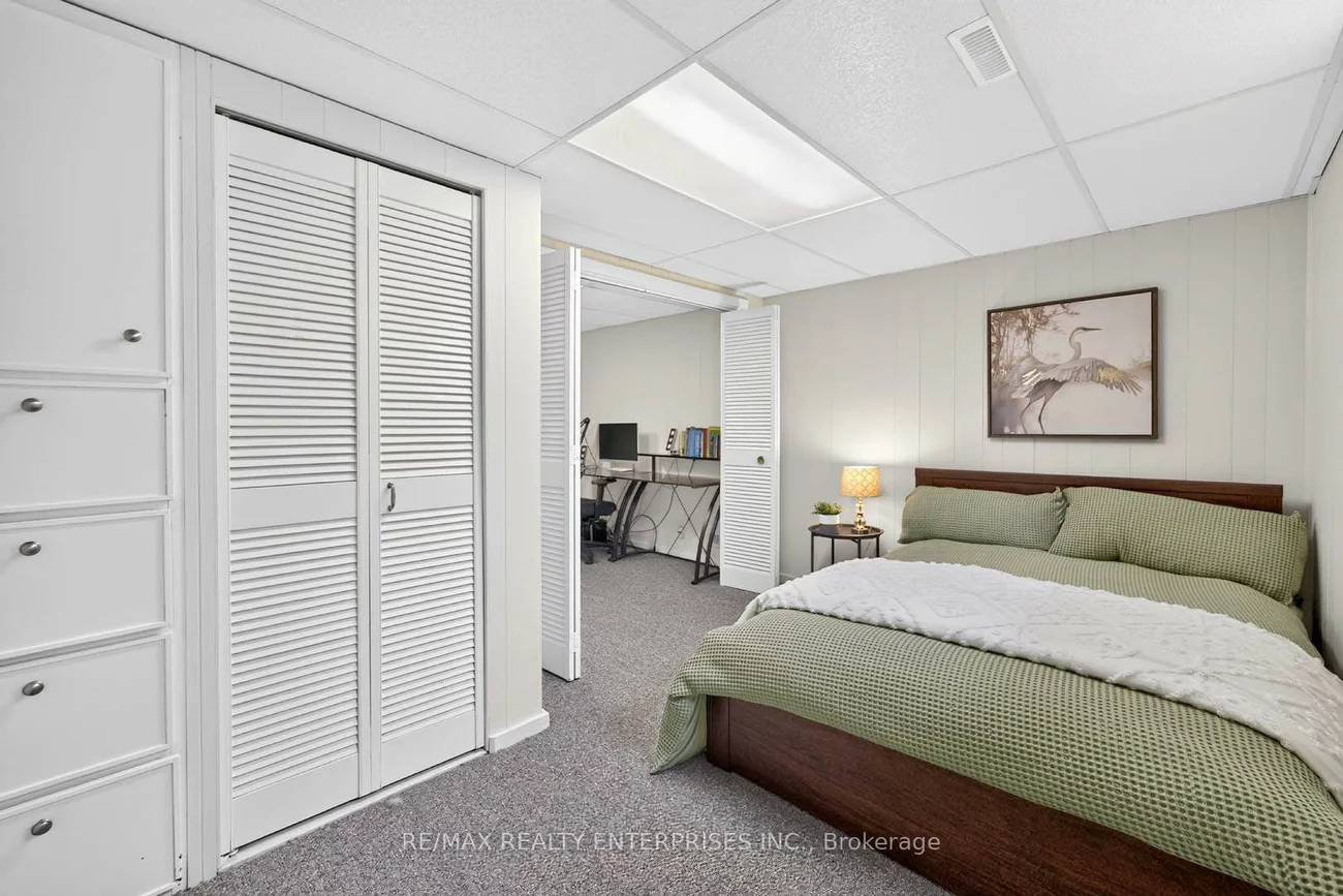 829, Terlin, Lorne Park, Mississauga