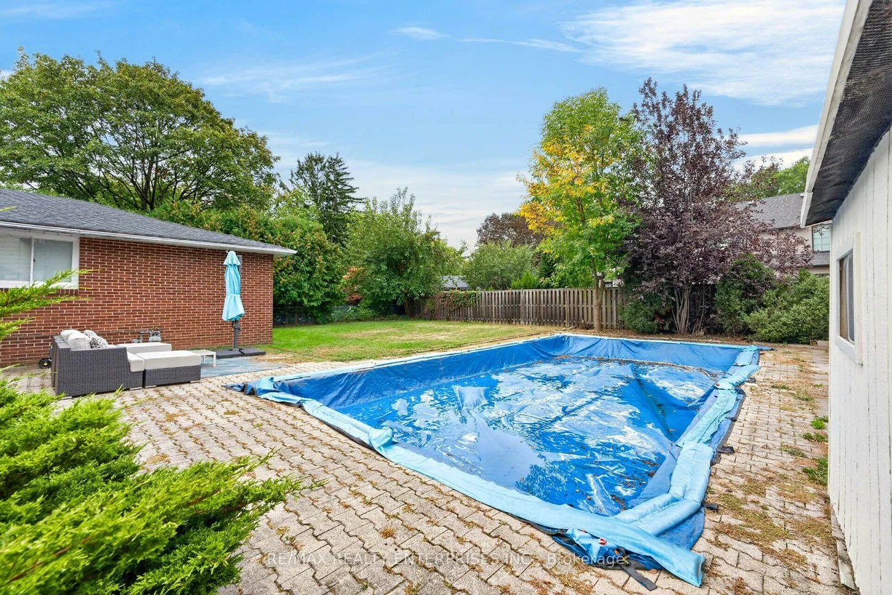 829, Terlin, Lorne Park, Mississauga