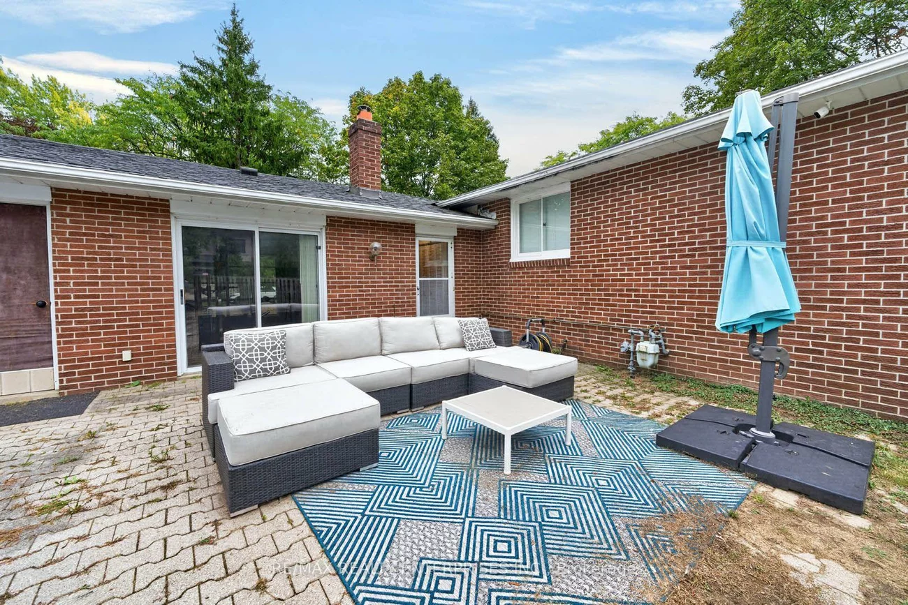 829, Terlin, Lorne Park, Mississauga