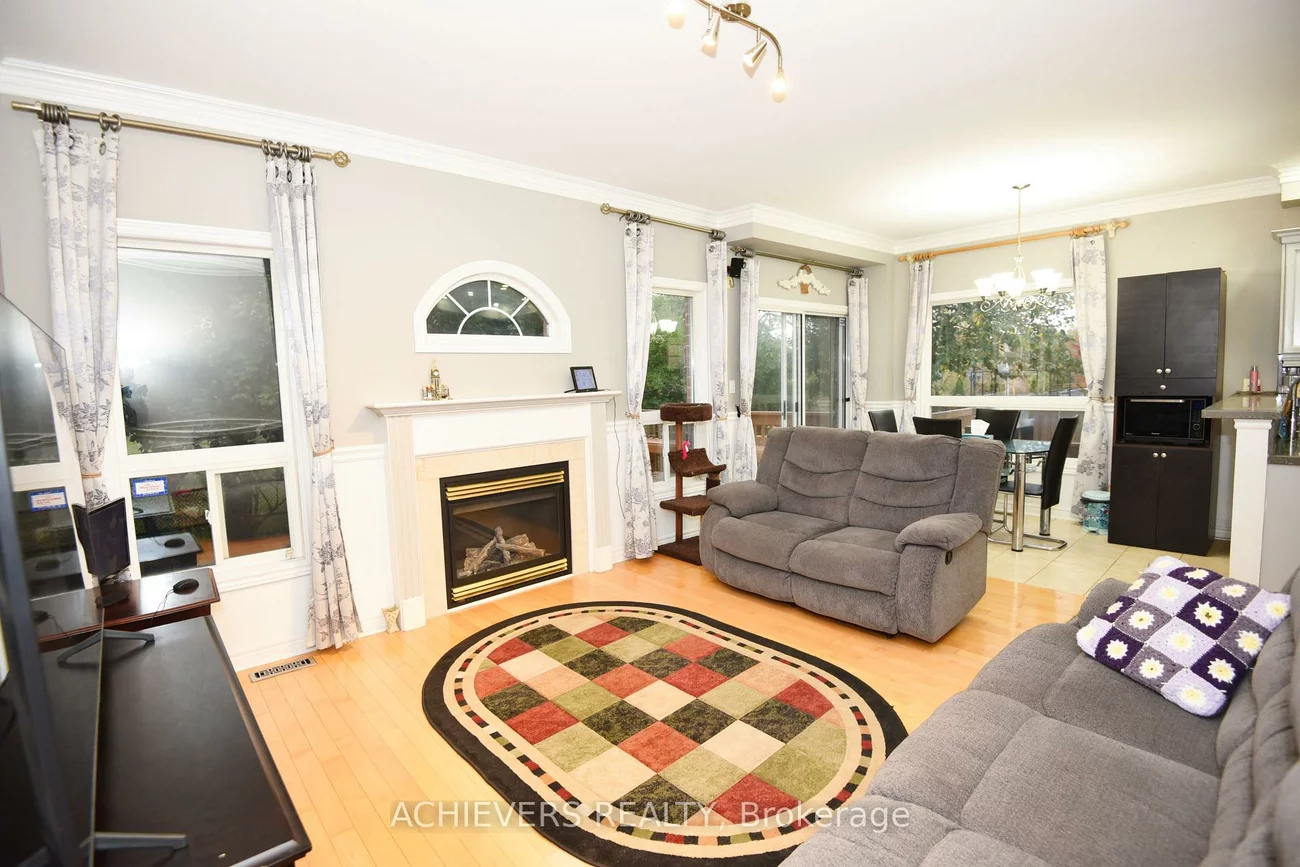 521, Navigator, Meadowvale Village, Mississauga