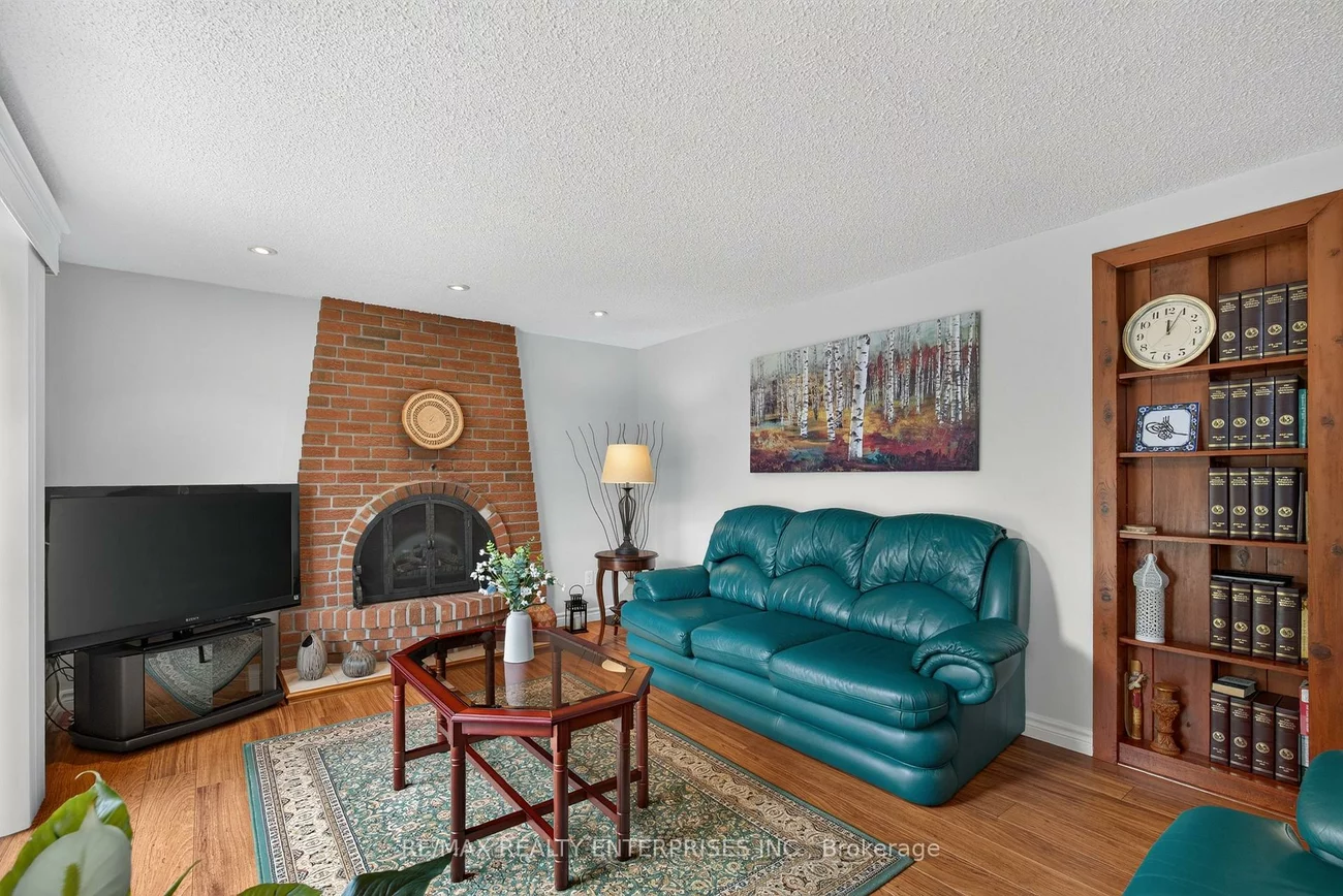 2482, Windjammer, Erin Mills, Mississauga