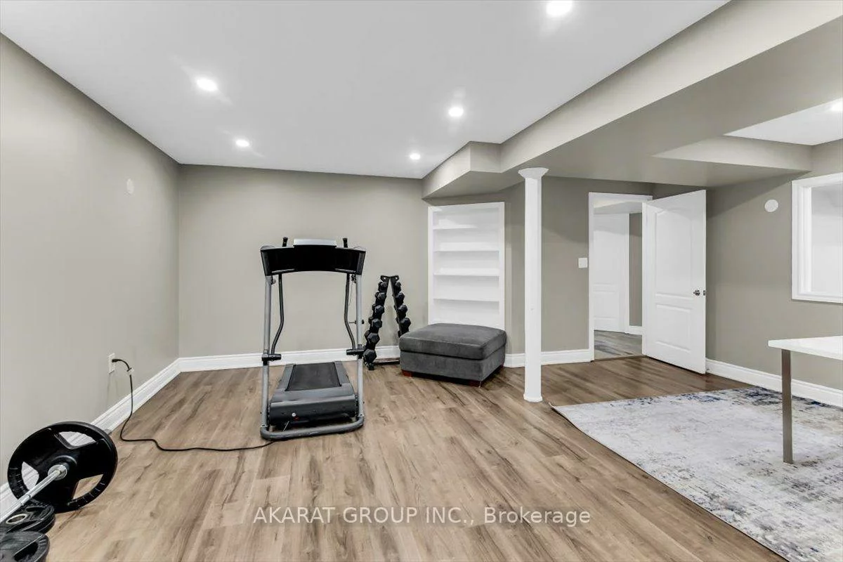 6907, Gracefield, Lisgar, Mississauga
