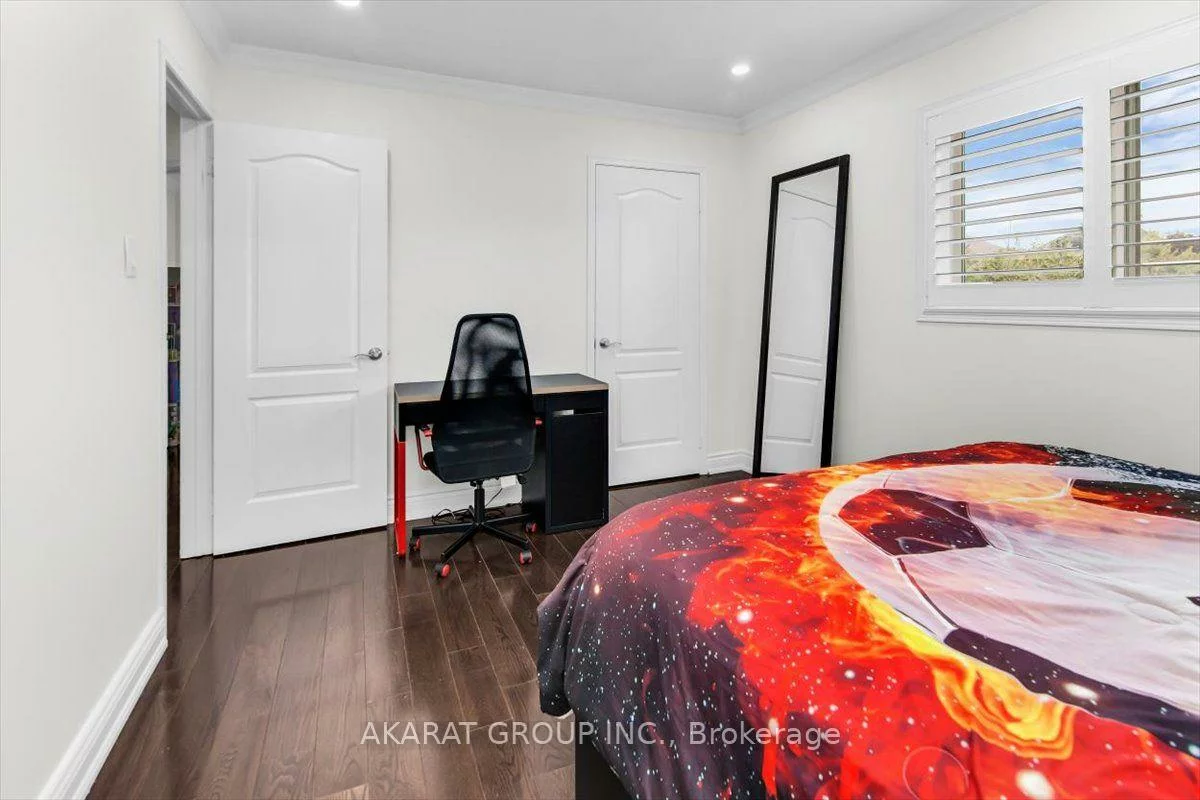 6907, Gracefield, Lisgar, Mississauga
