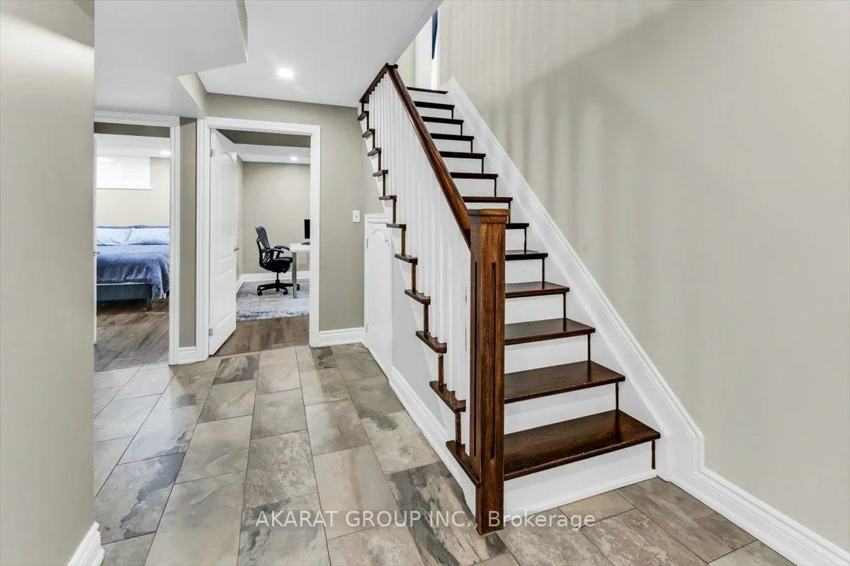 6907, Gracefield, Lisgar, Mississauga