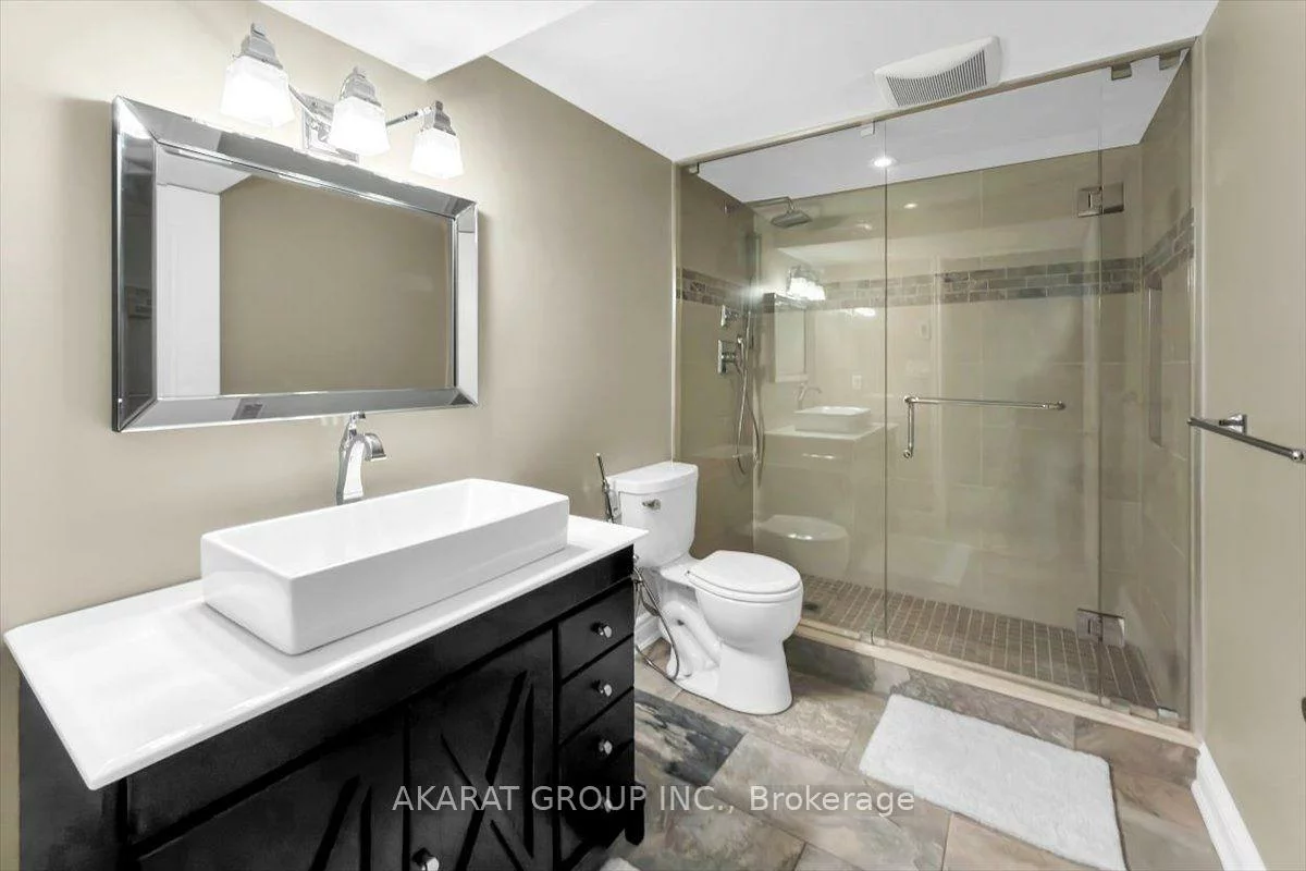 6907, Gracefield, Lisgar, Mississauga