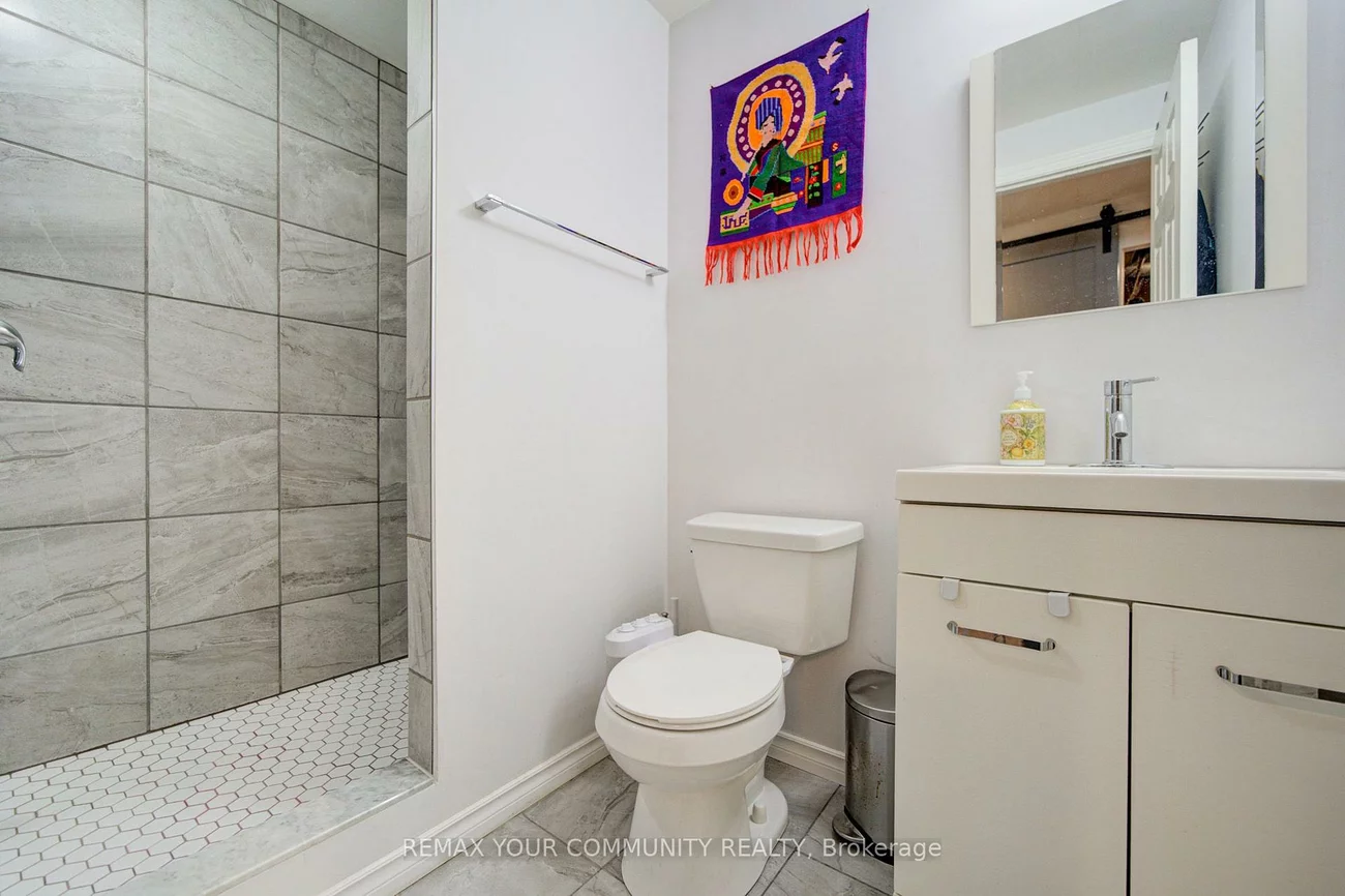 3205, Martins Pine, Erin Mills, Mississauga