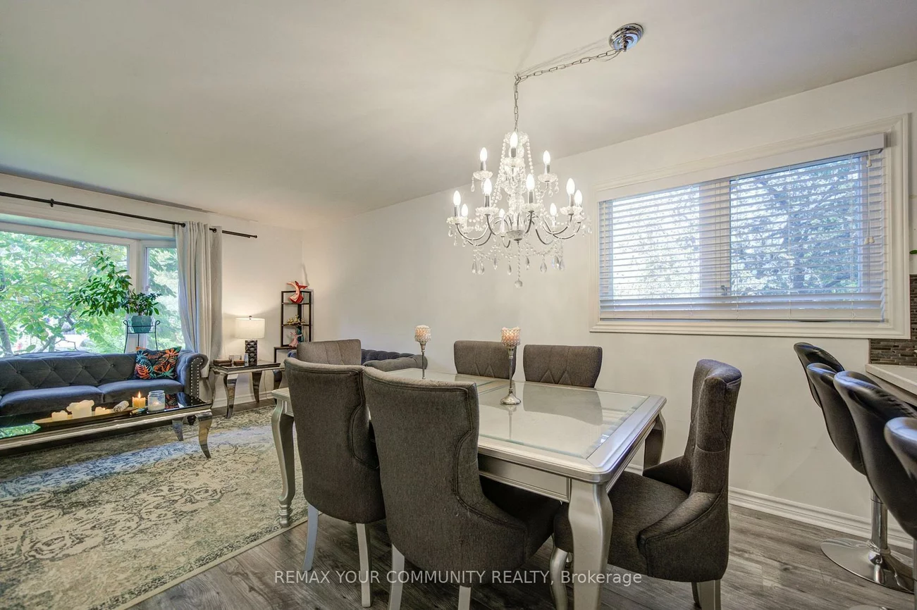 3205, Martins Pine, Erin Mills, Mississauga