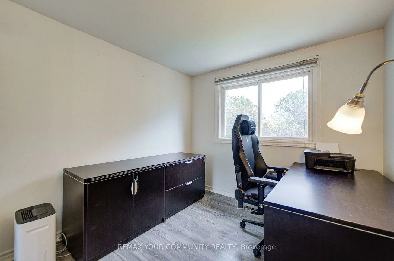 3205, Martins Pine, Erin Mills, Mississauga
