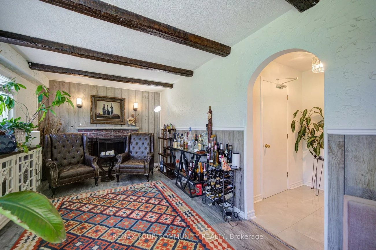 3205, Martins Pine, Erin Mills, Mississauga