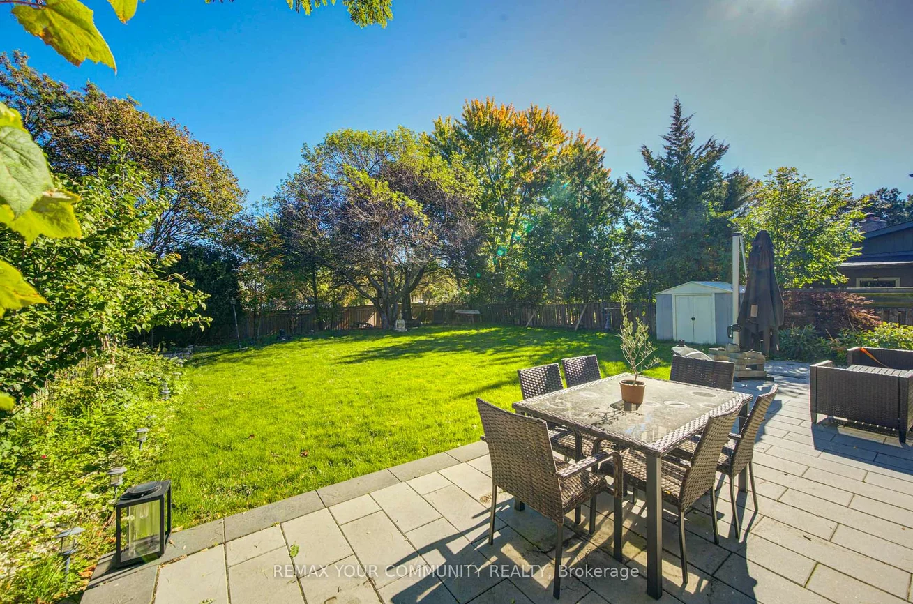 3205, Martins Pine, Erin Mills, Mississauga