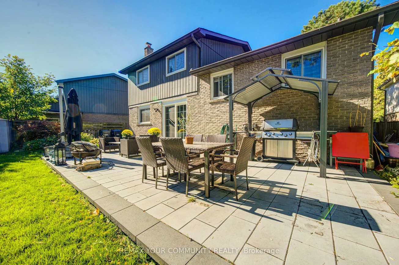 3205, Martins Pine, Erin Mills, Mississauga