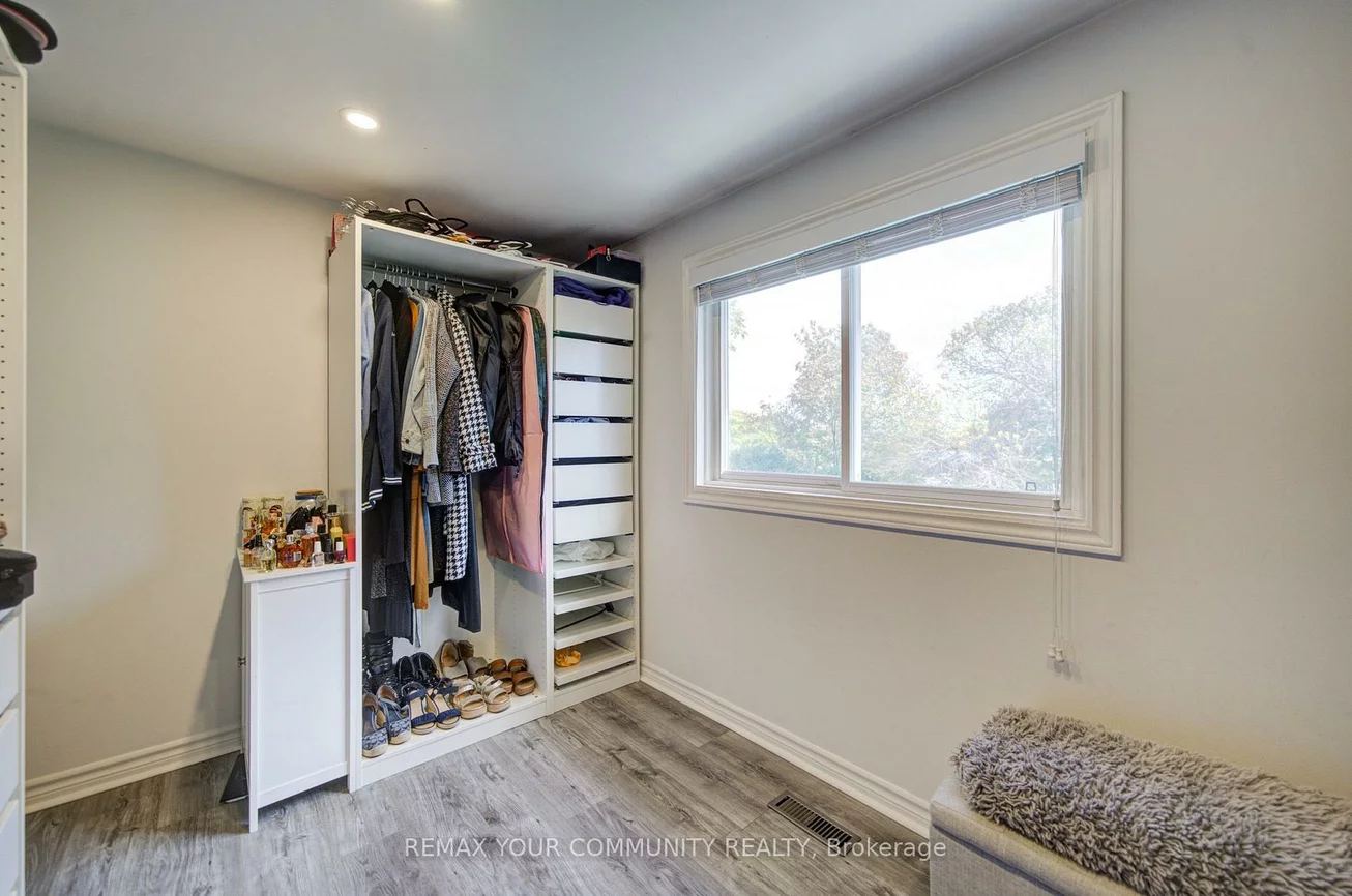 3205, Martins Pine, Erin Mills, Mississauga
