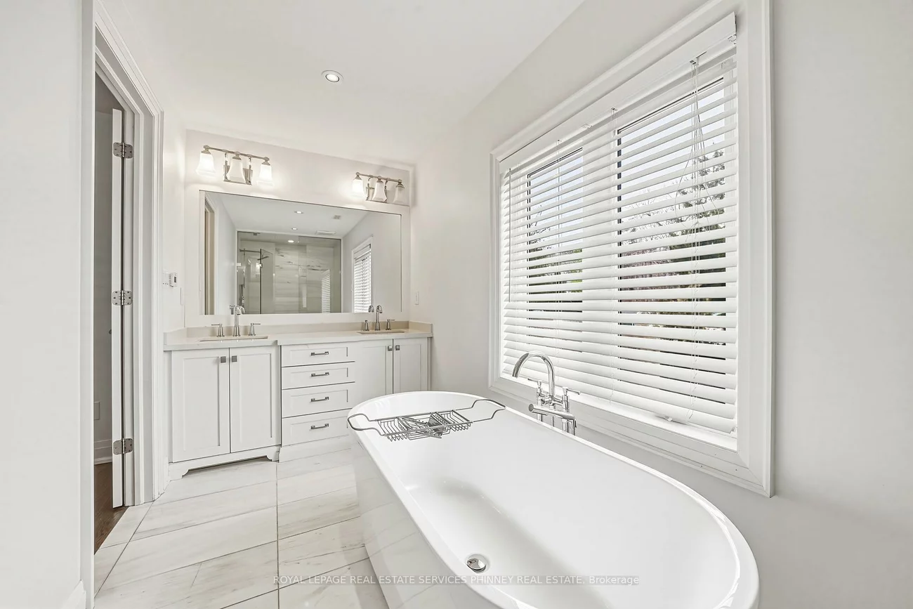 52, Joymar, Streetsville, Mississauga